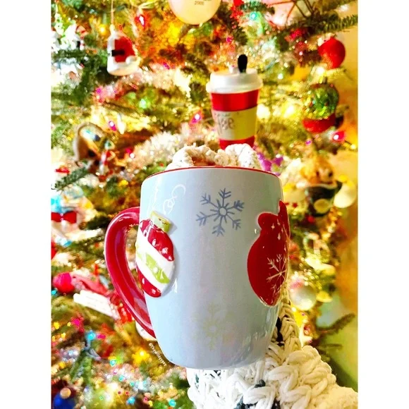 Ceramic 3D holiday coffee mug 🎄 - Picture 4 of 6